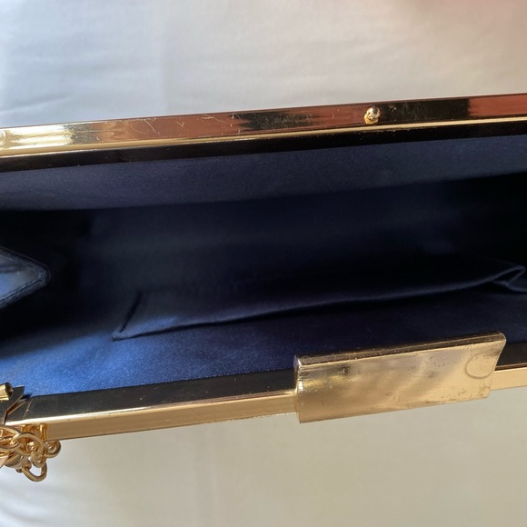 Ariana’s Boutique navy blue clutch dress bag - Picture 3 of 4